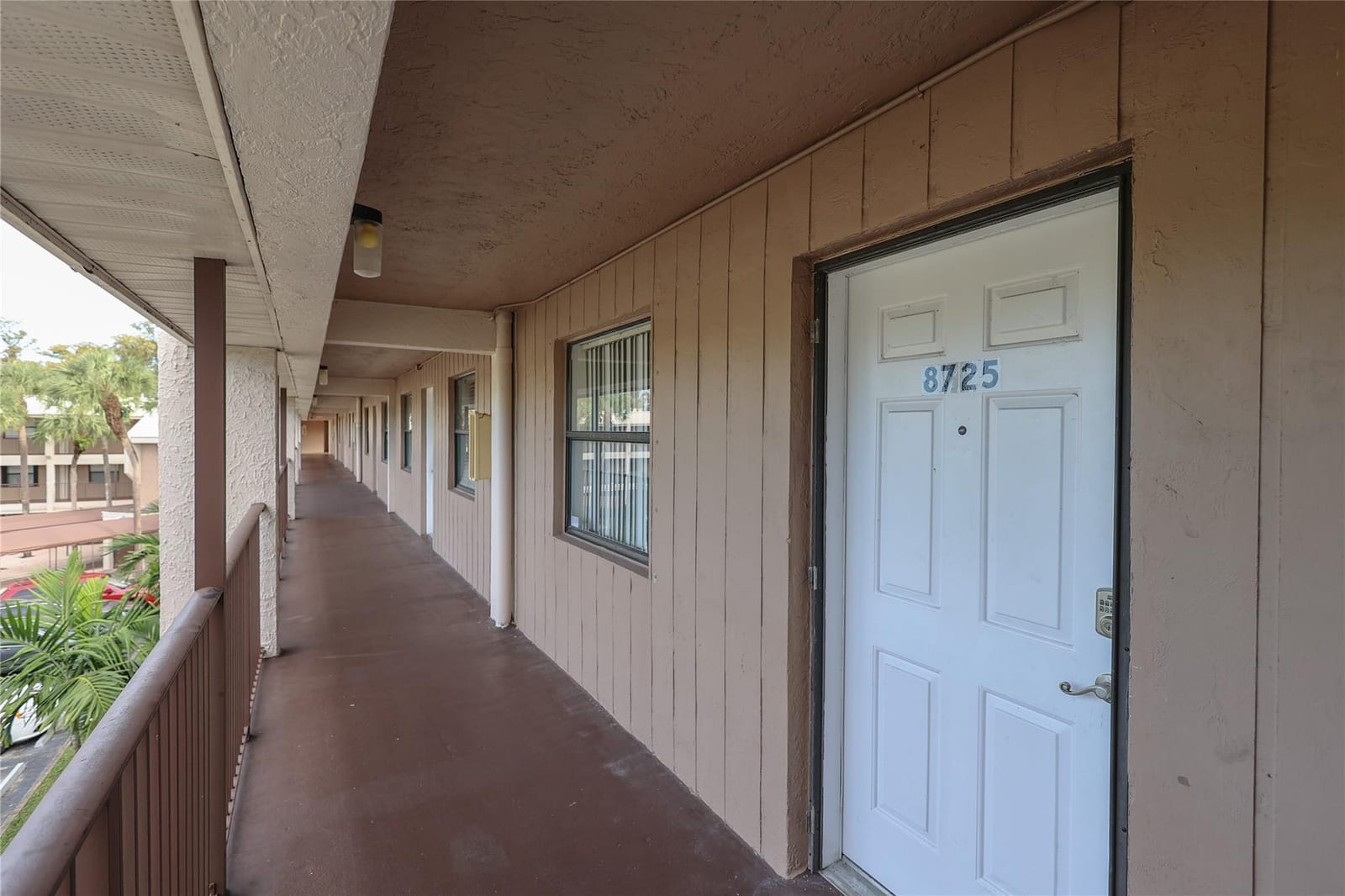 8725 Shadow Wood Boulevard 312, Coral Springs, FL 33071 photo 2