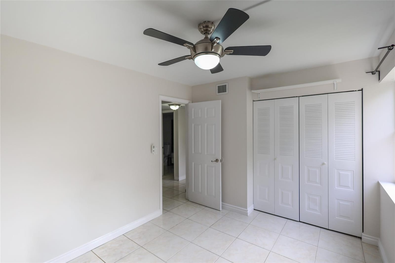 8725 Shadow Wood Boulevard 312, Coral Springs, FL 33071 photo 14