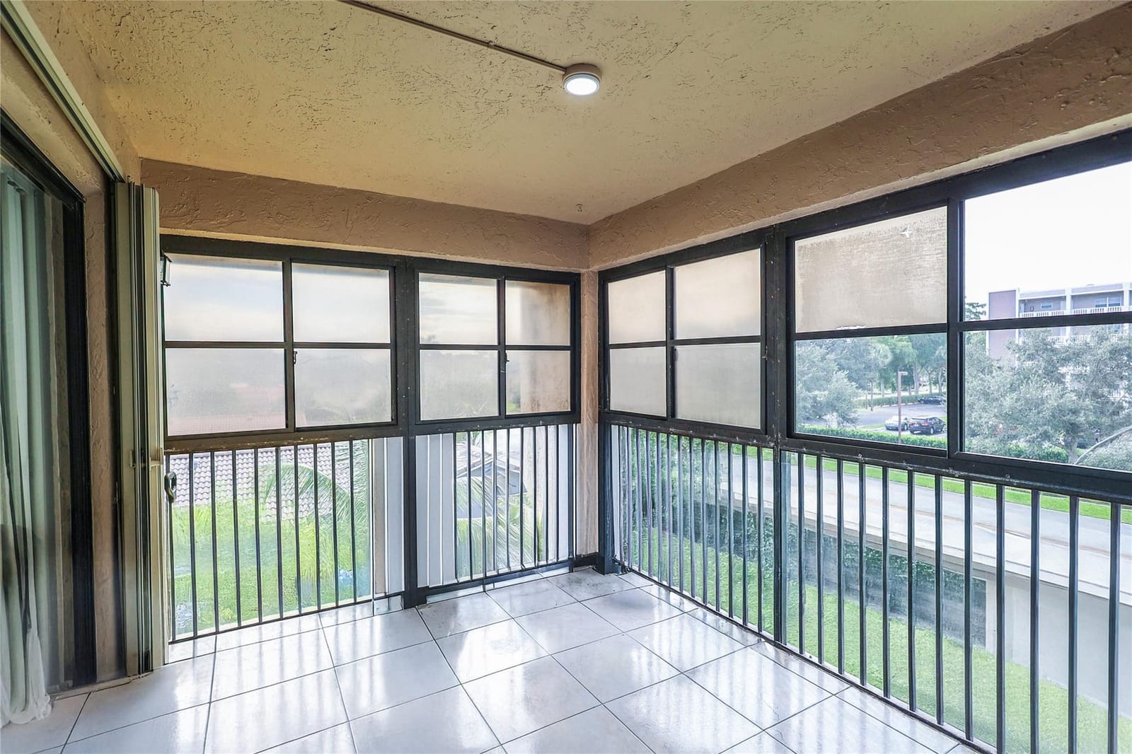 8725 Shadow Wood Boulevard 312, Coral Springs, FL 33071 photo 17