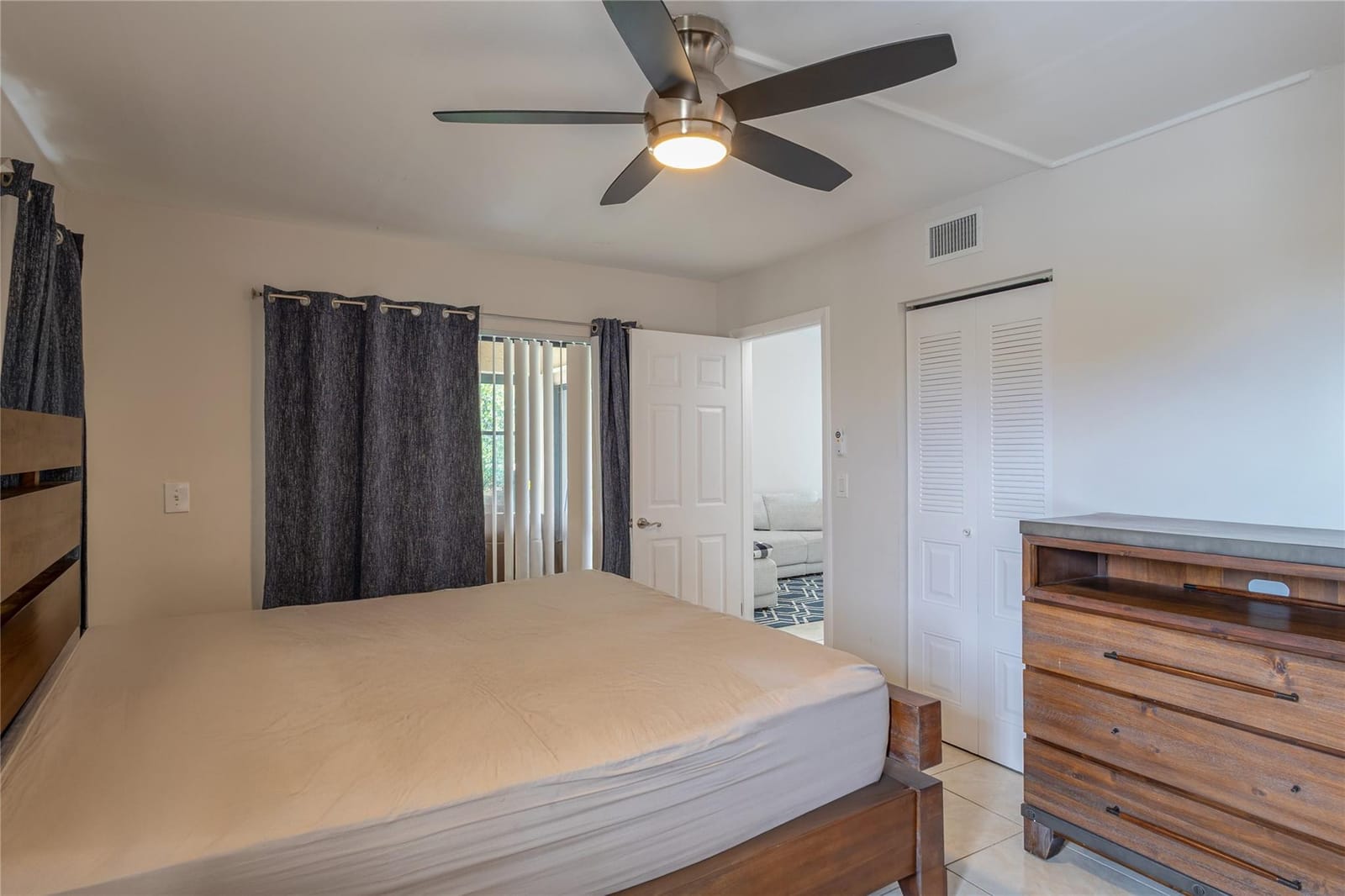 8725 Shadow Wood Boulevard 312, Coral Springs, FL 33071 photo 9
