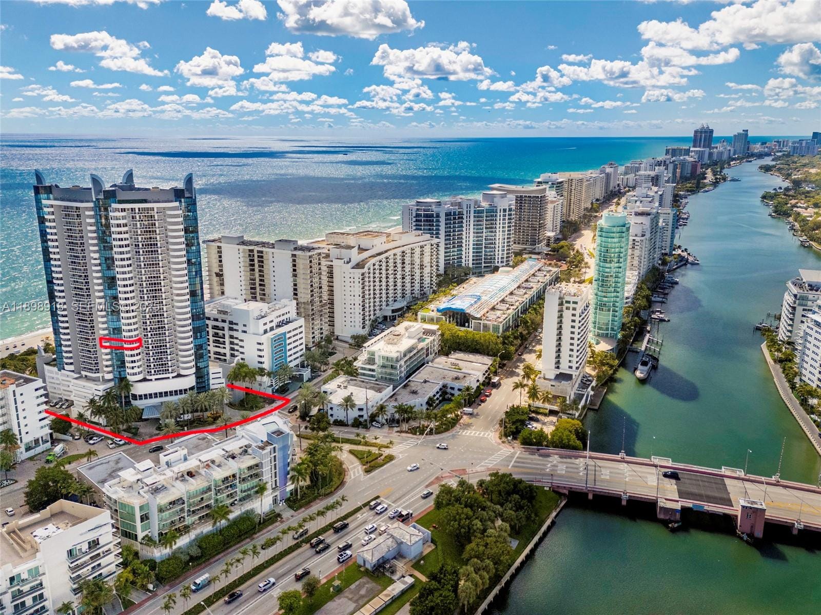 6301 Collins Avenue 1107, Miami Beach, FL 33141 photo 2