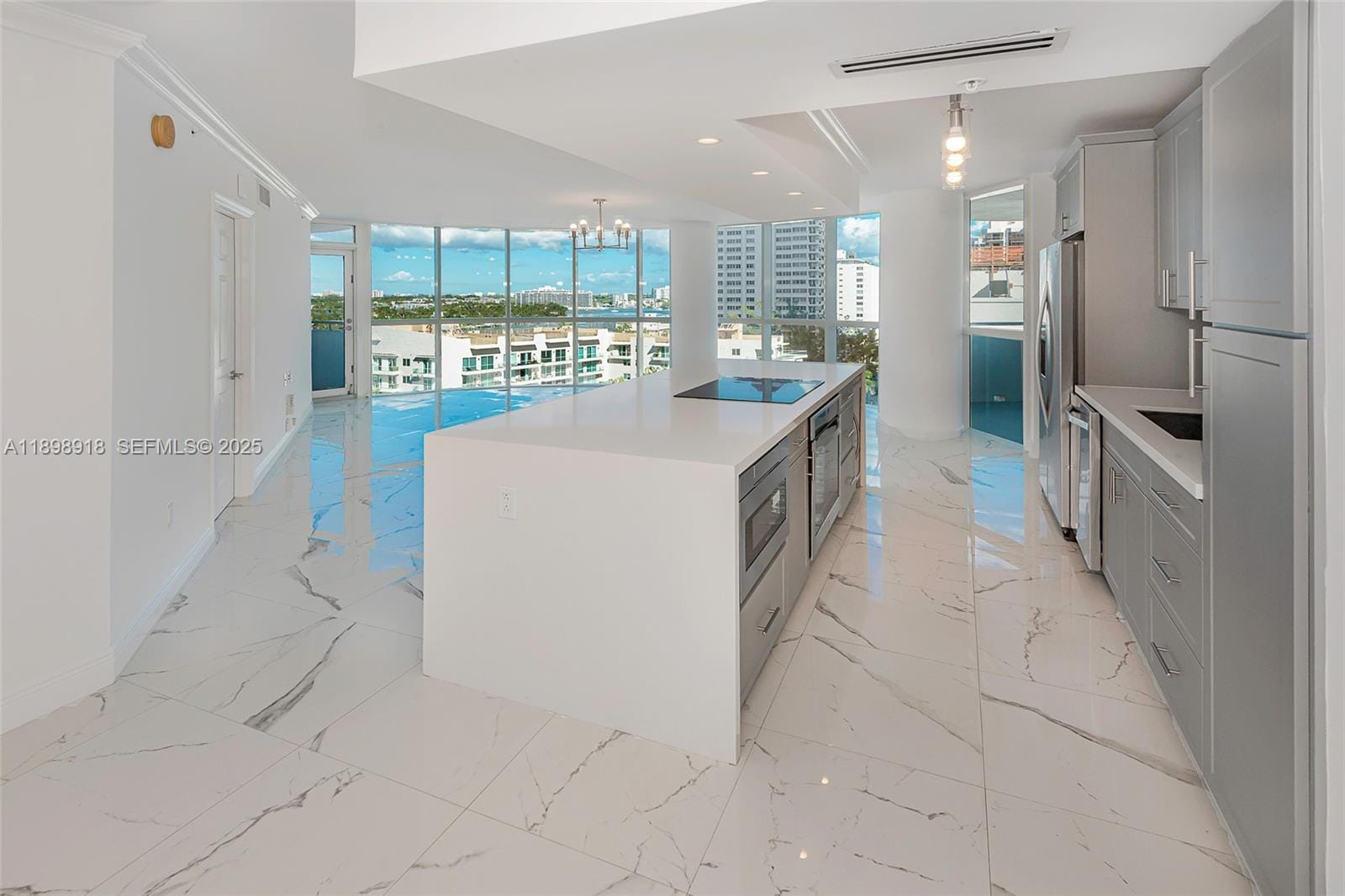 6301 Collins Avenue 1107, Miami Beach, FL 33141 photo 6