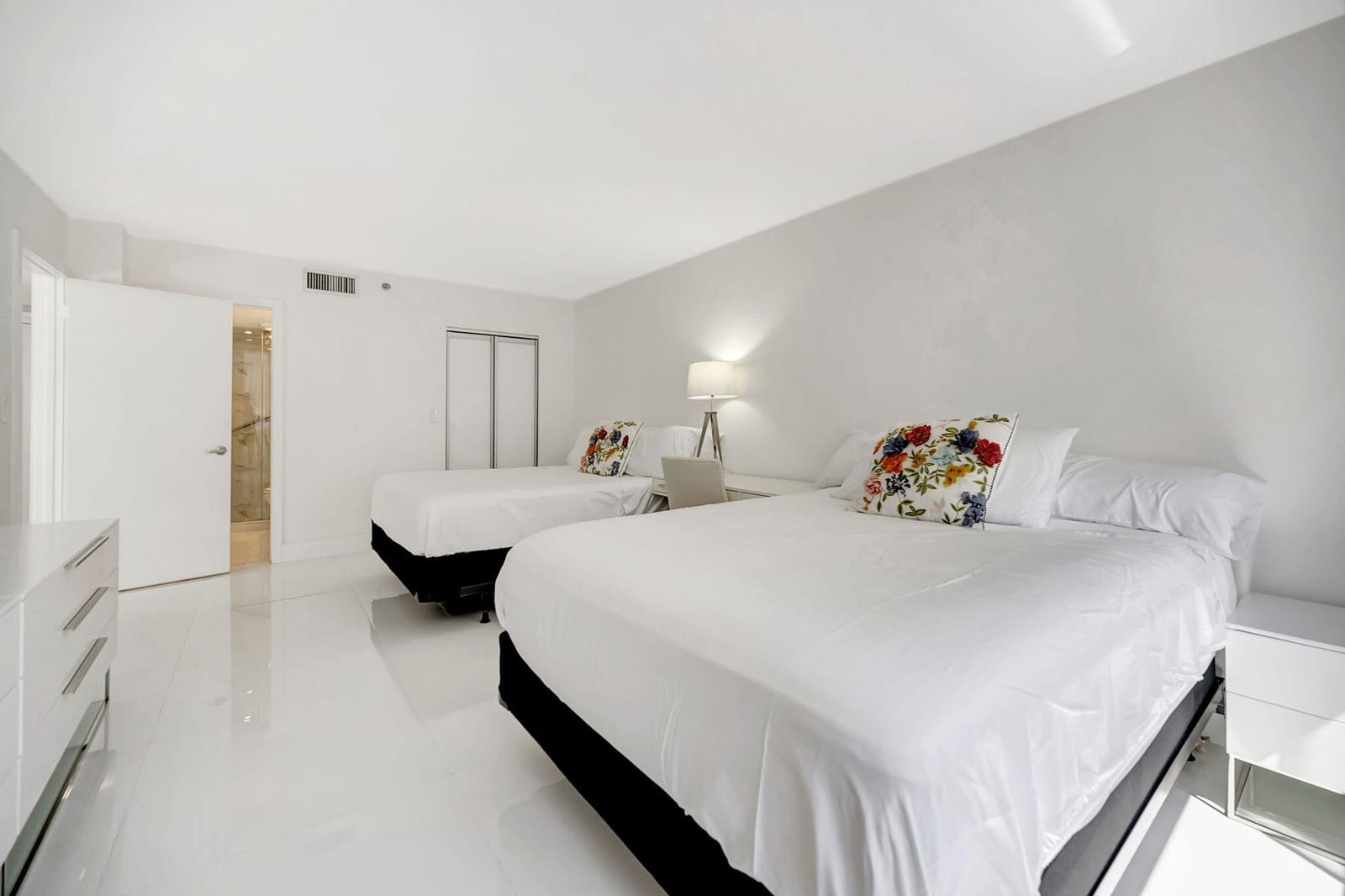 540 Brickell Key Drive 919, Miami, FL 33131 photo 14