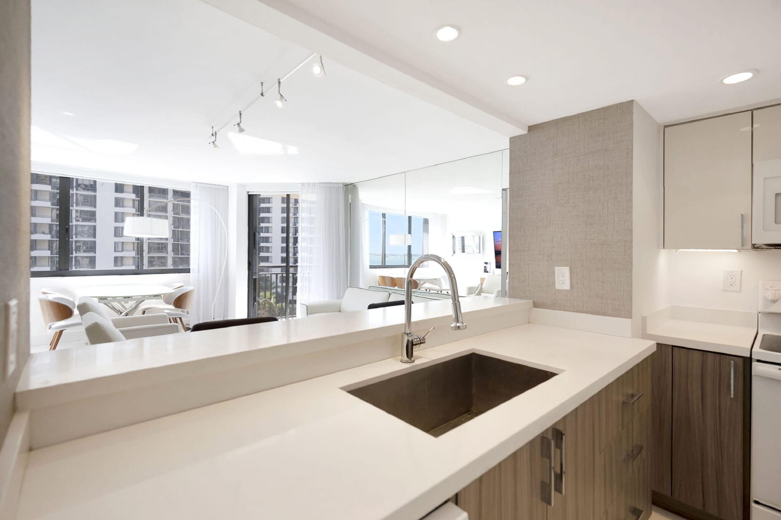 540 Brickell Key Drive 919, Miami, FL 33131 photo 3