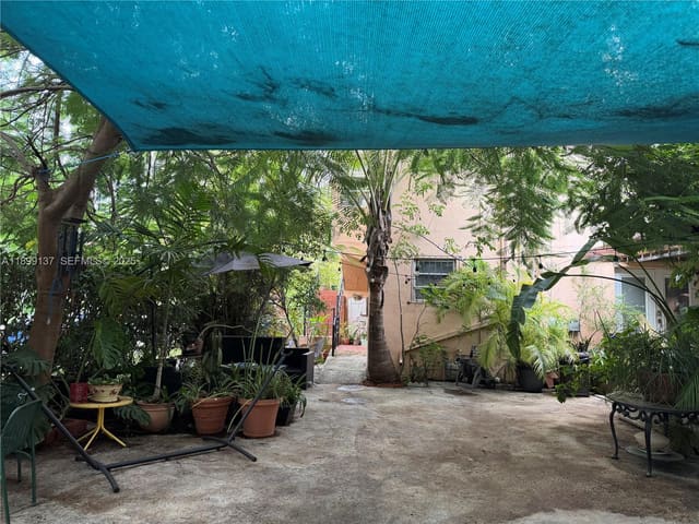 901 SW 19th Avenue, Miami, FL 33135