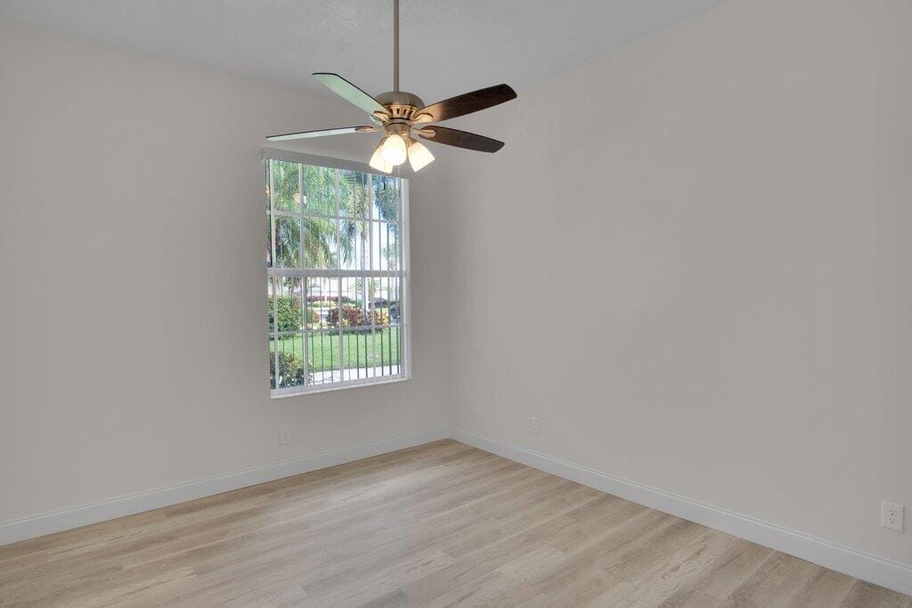 324 NW Bentley Circle, Port St. Lucie, FL 34986 photo 16
