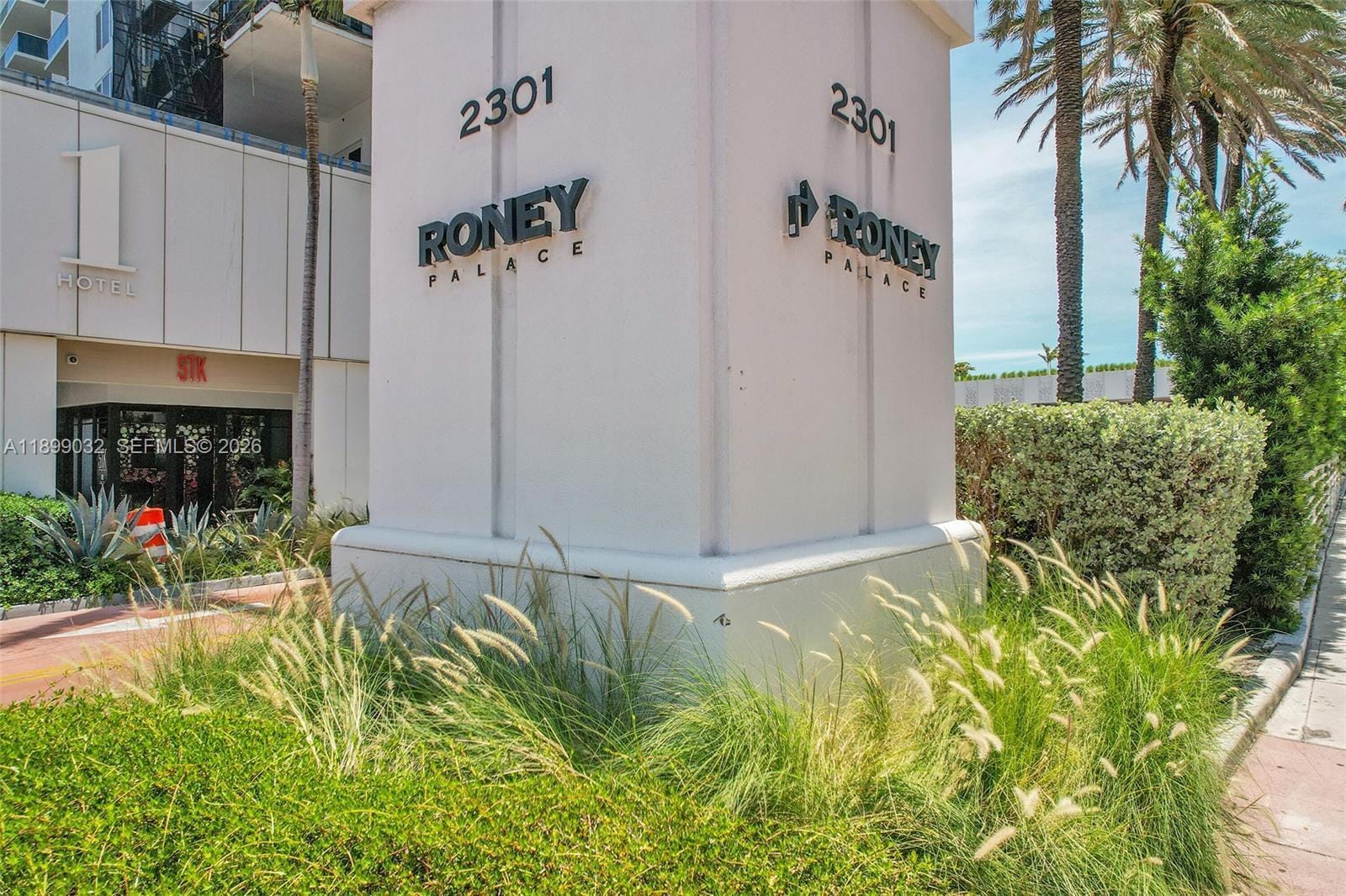 2301 Collins Avenue 736 — photo 10