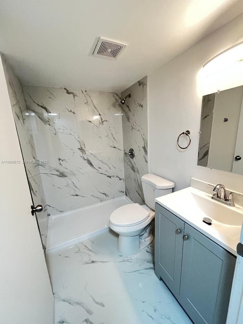 7090 NW 179th Street 102, Hialeah, FL 33015 photo 8