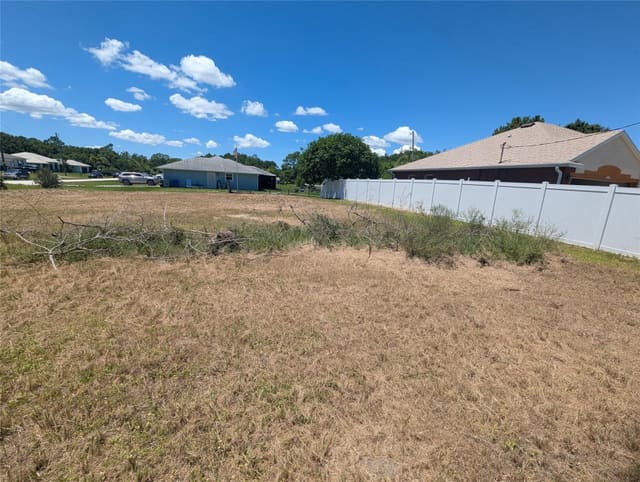 8565 90th Avenue, Vero Beach, FL 32967