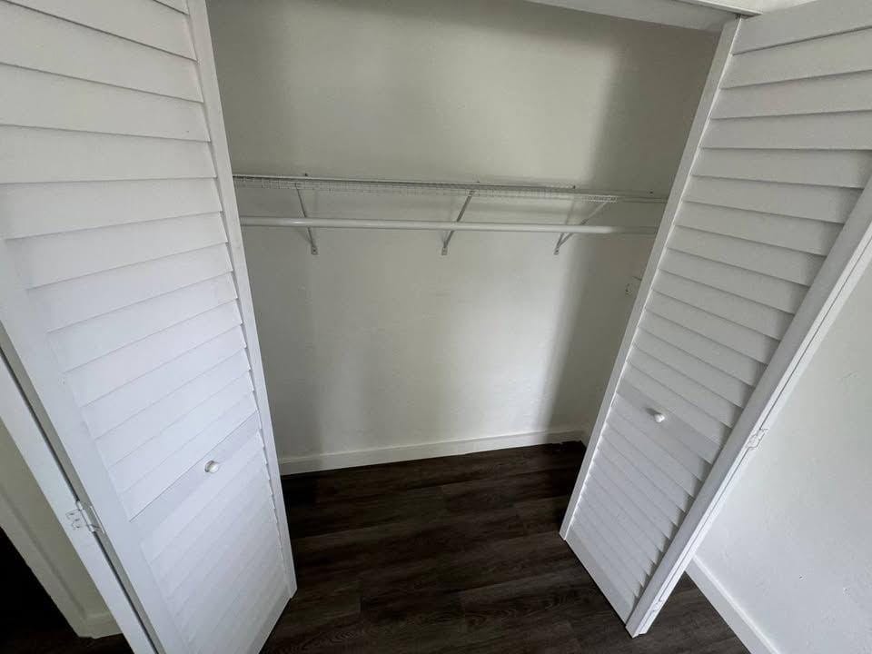 903 NE 7th Street — photo 8