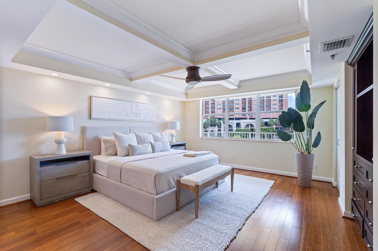 77 S Birch Road 5D — photo 11
