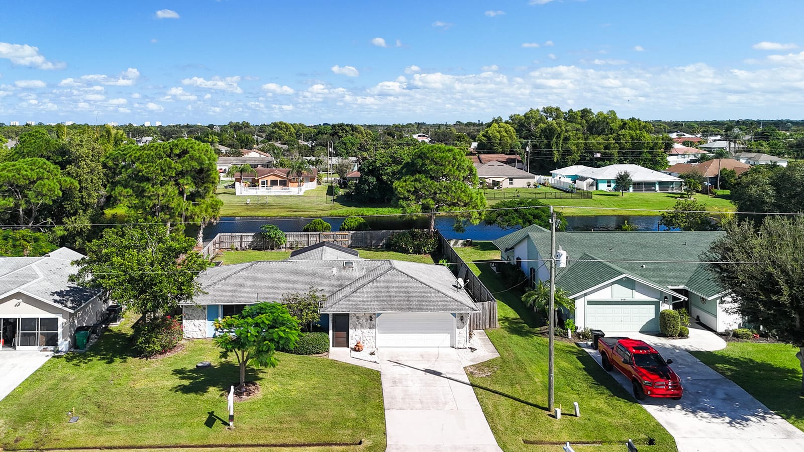 2433 SE Hallahan Street, Port St. Lucie, FL 34952
