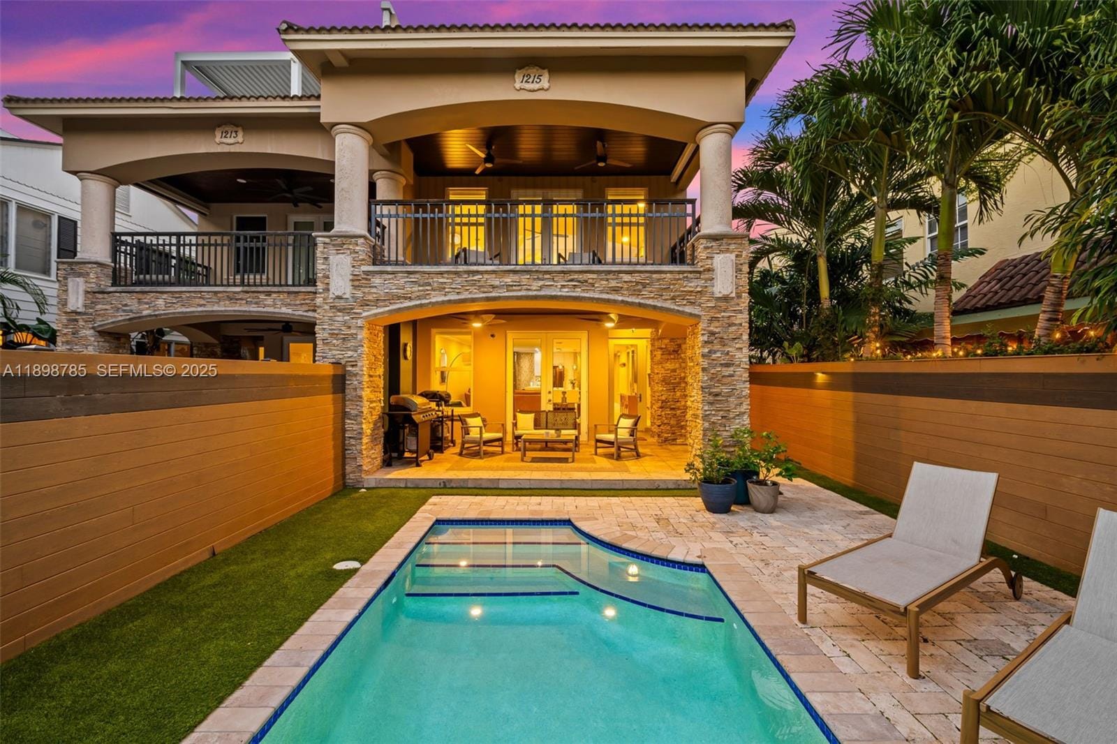 1215 NE 1st Street, Fort Lauderdale, FL 33301