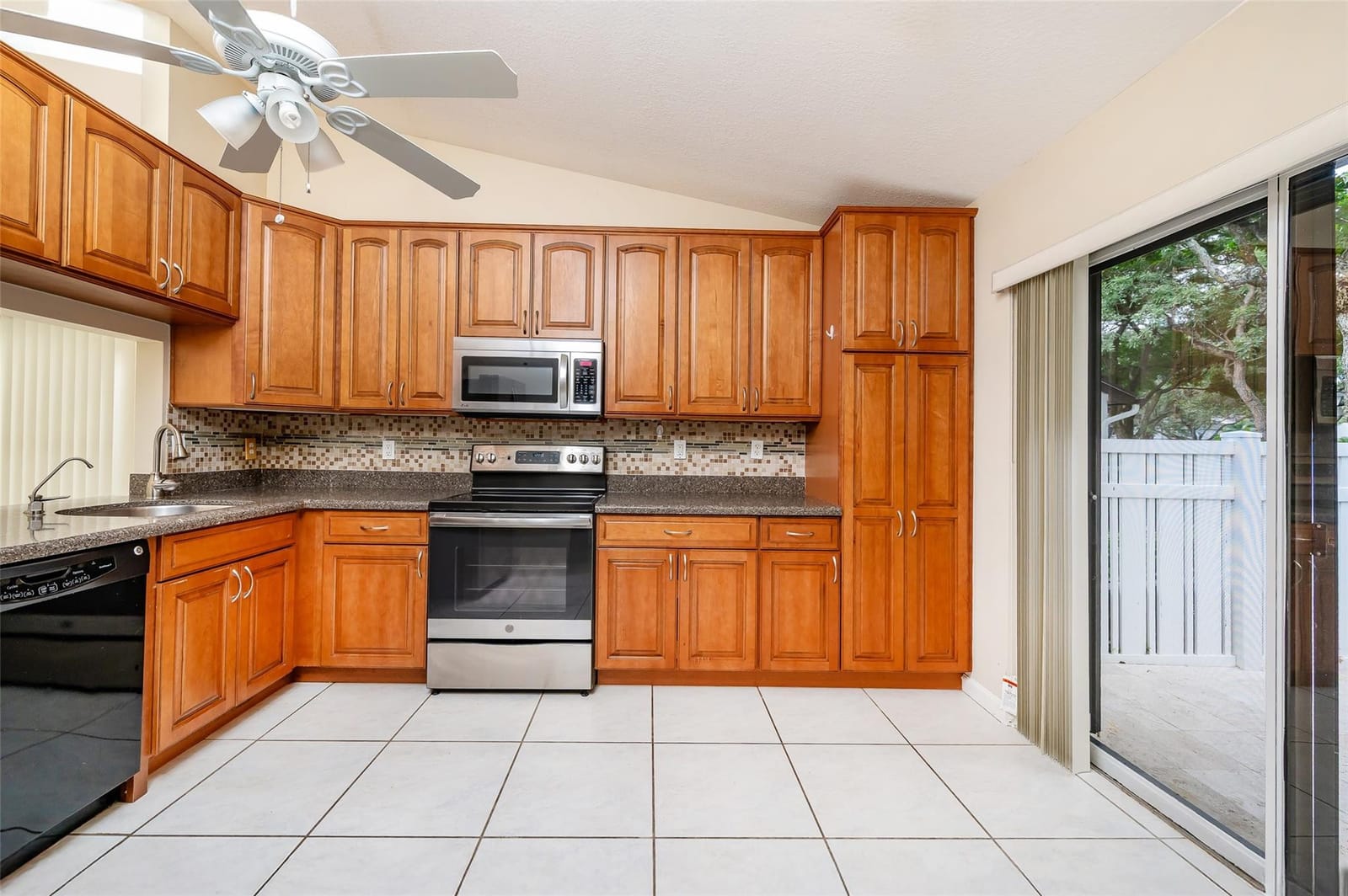 3272 Carambola Circle 3272, Coconut Creek, FL 33066 photo 21