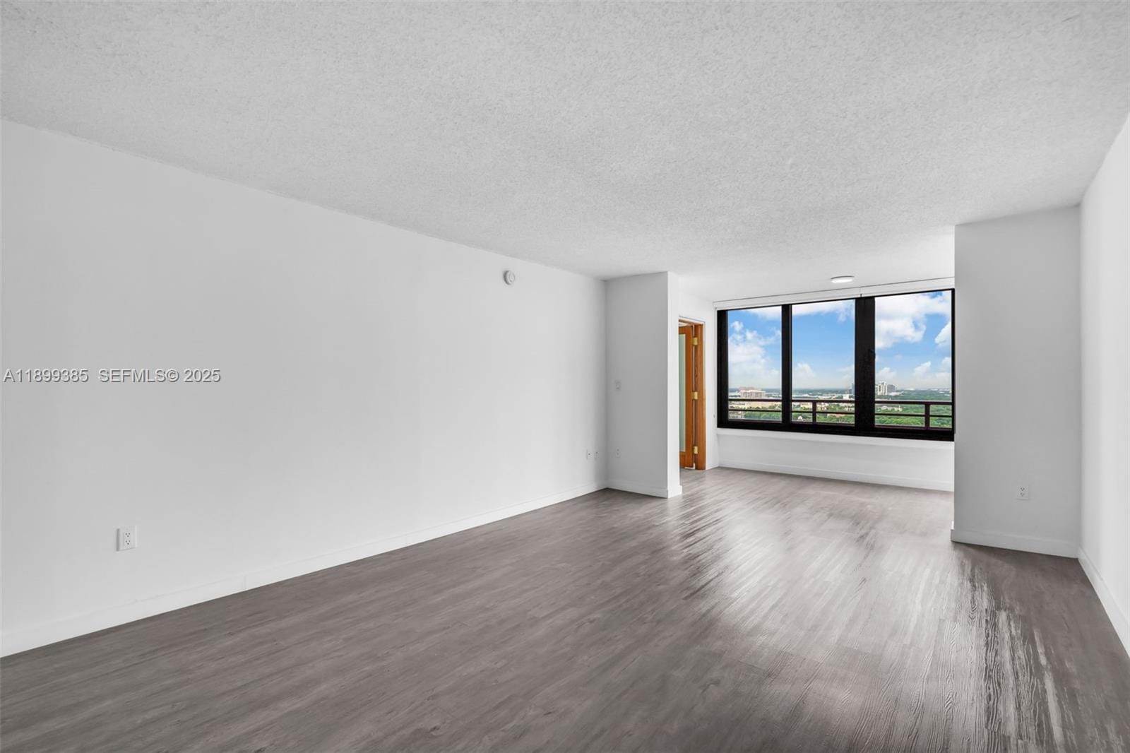 2333 Brickell Avenue PH208 — photo 6