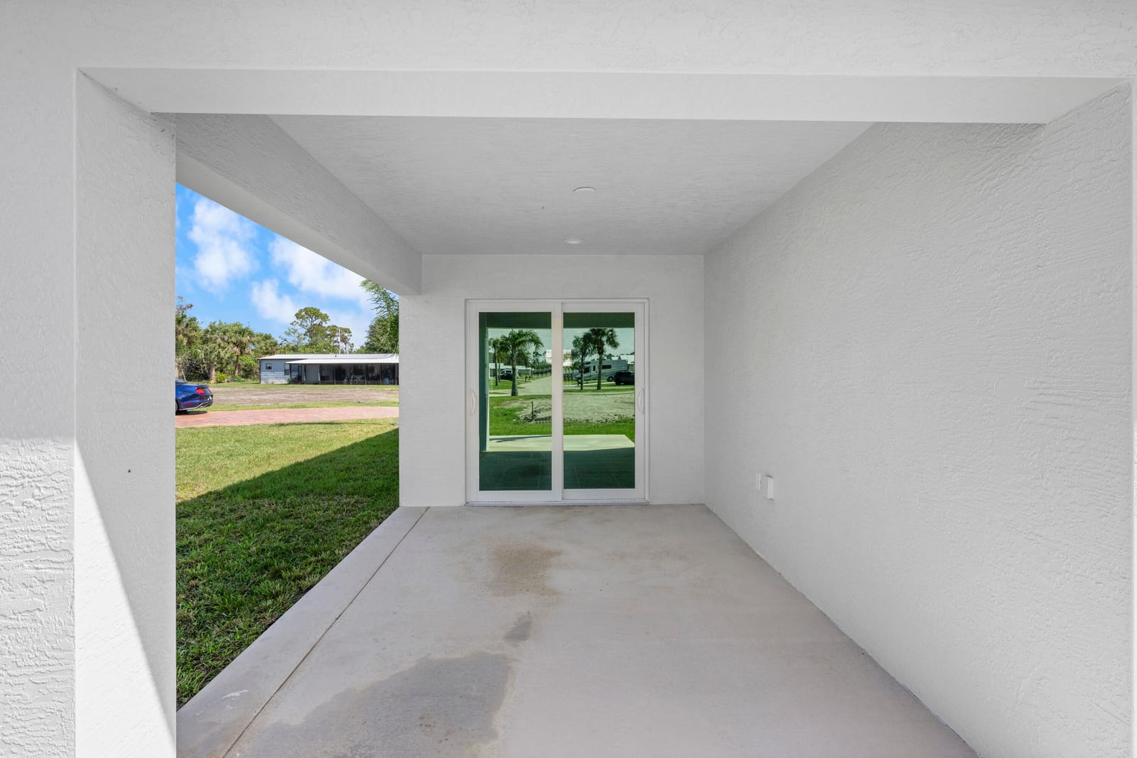 11 Villa Blanca — photo 2