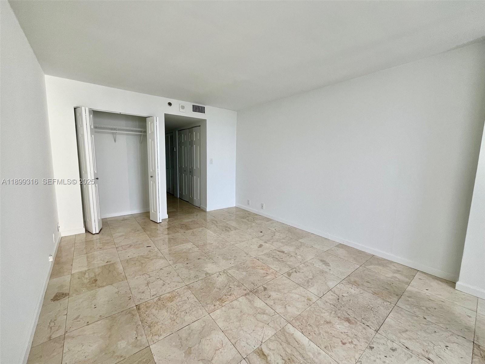 7601 E Treasure Drive 2308 — photo 6
