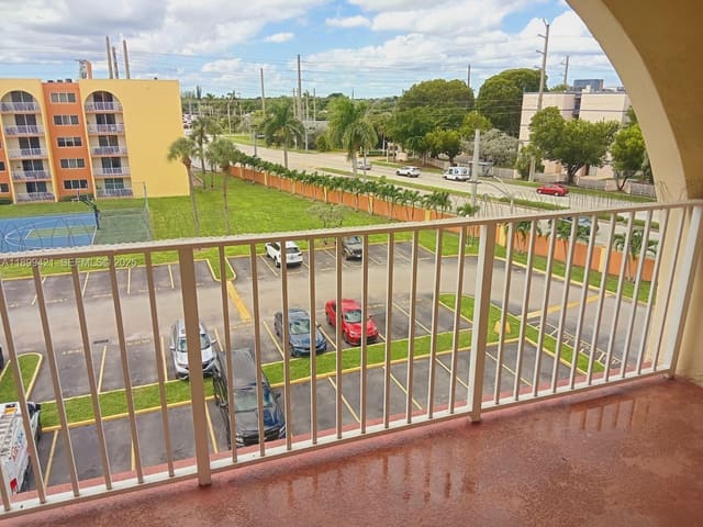 6990 NW 186th Street 4-504, sold in Coral Gate West Condo, Hialeah, FL