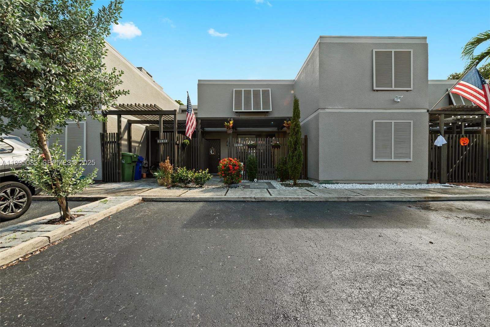 11318 NW 16th Street — photo 2