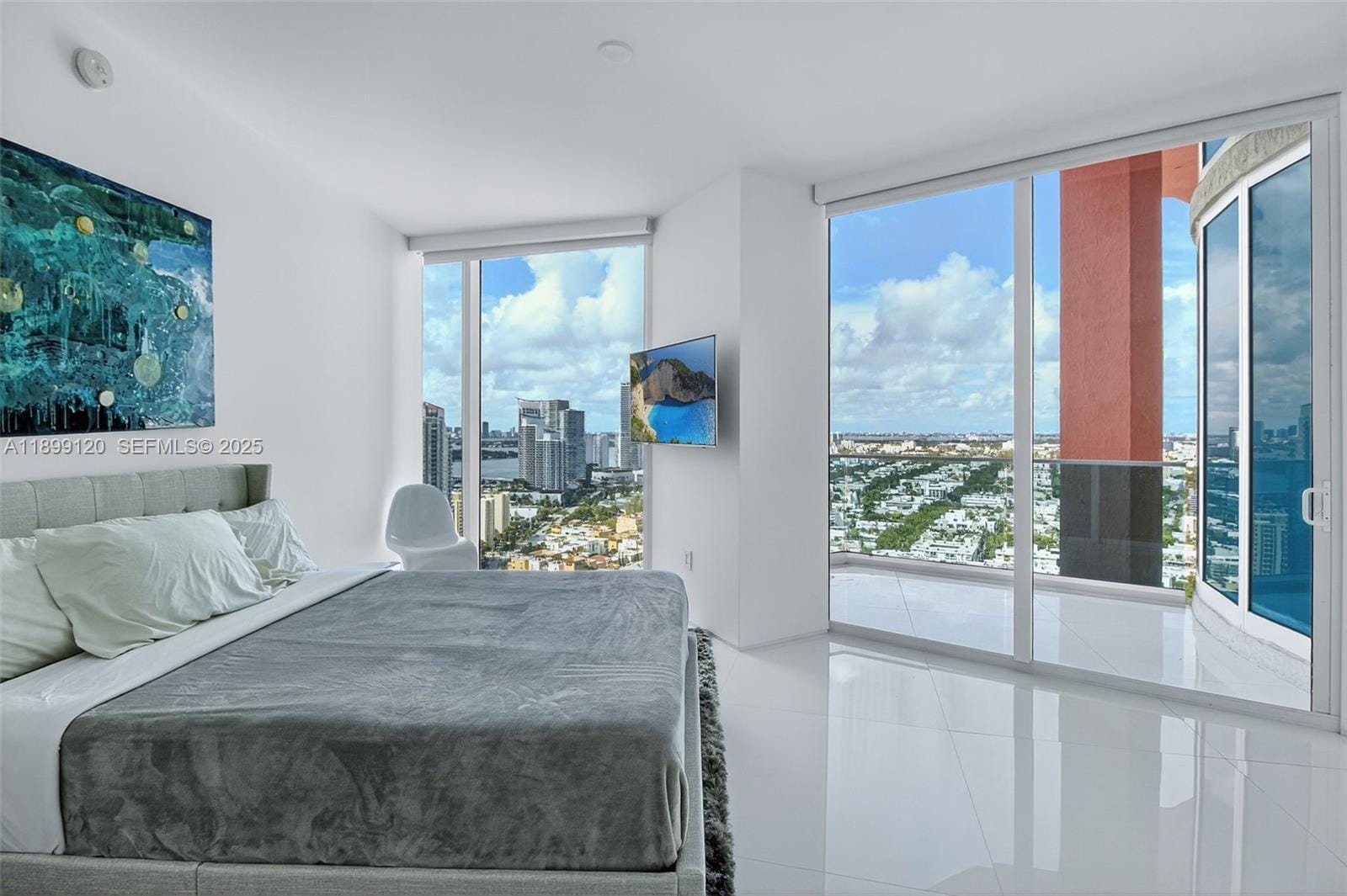 300 S Pointe Drive TH-3105, Miami Beach, FL 33139 photo 25