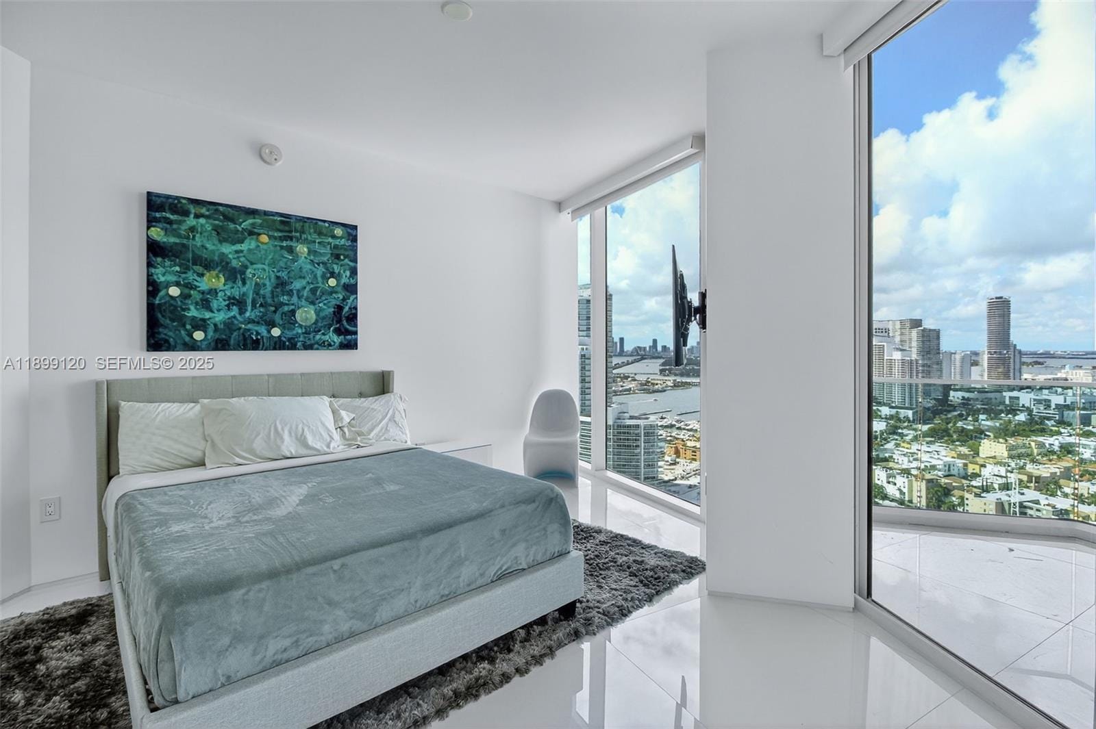 300 S Pointe Drive TH-3105, Miami Beach, FL 33139 photo 26