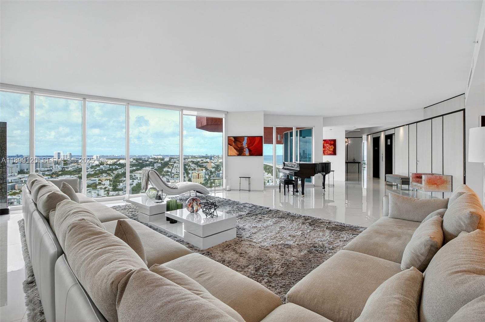 300 S Pointe Drive TH-3105, Miami Beach, FL 33139 photo 8