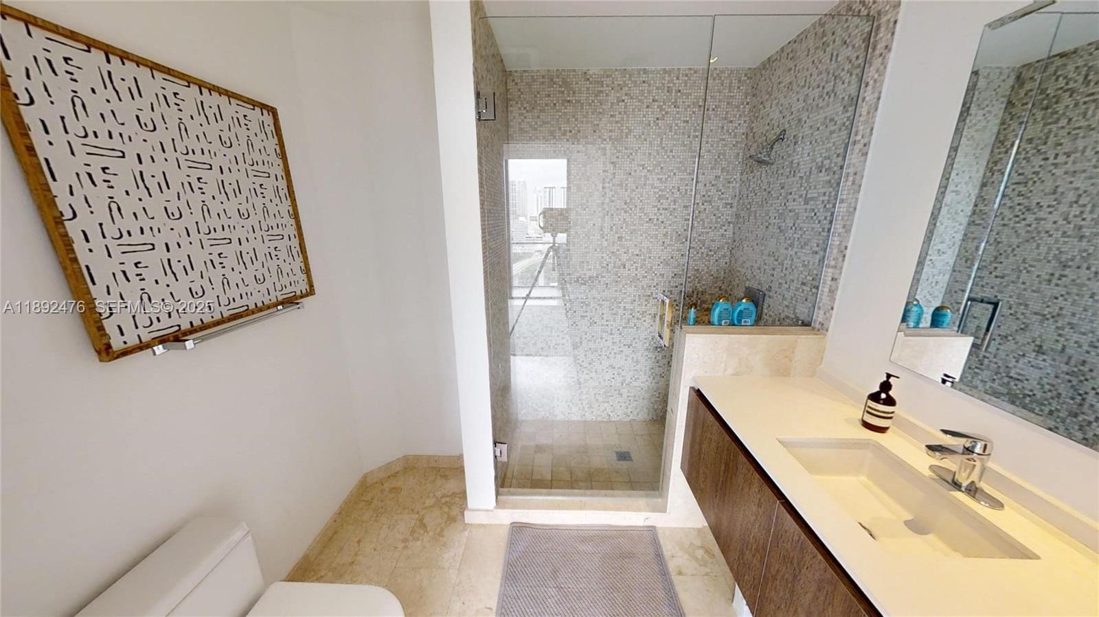 68 SE 6 Street 1111, Miami, FL 33131 photo 19