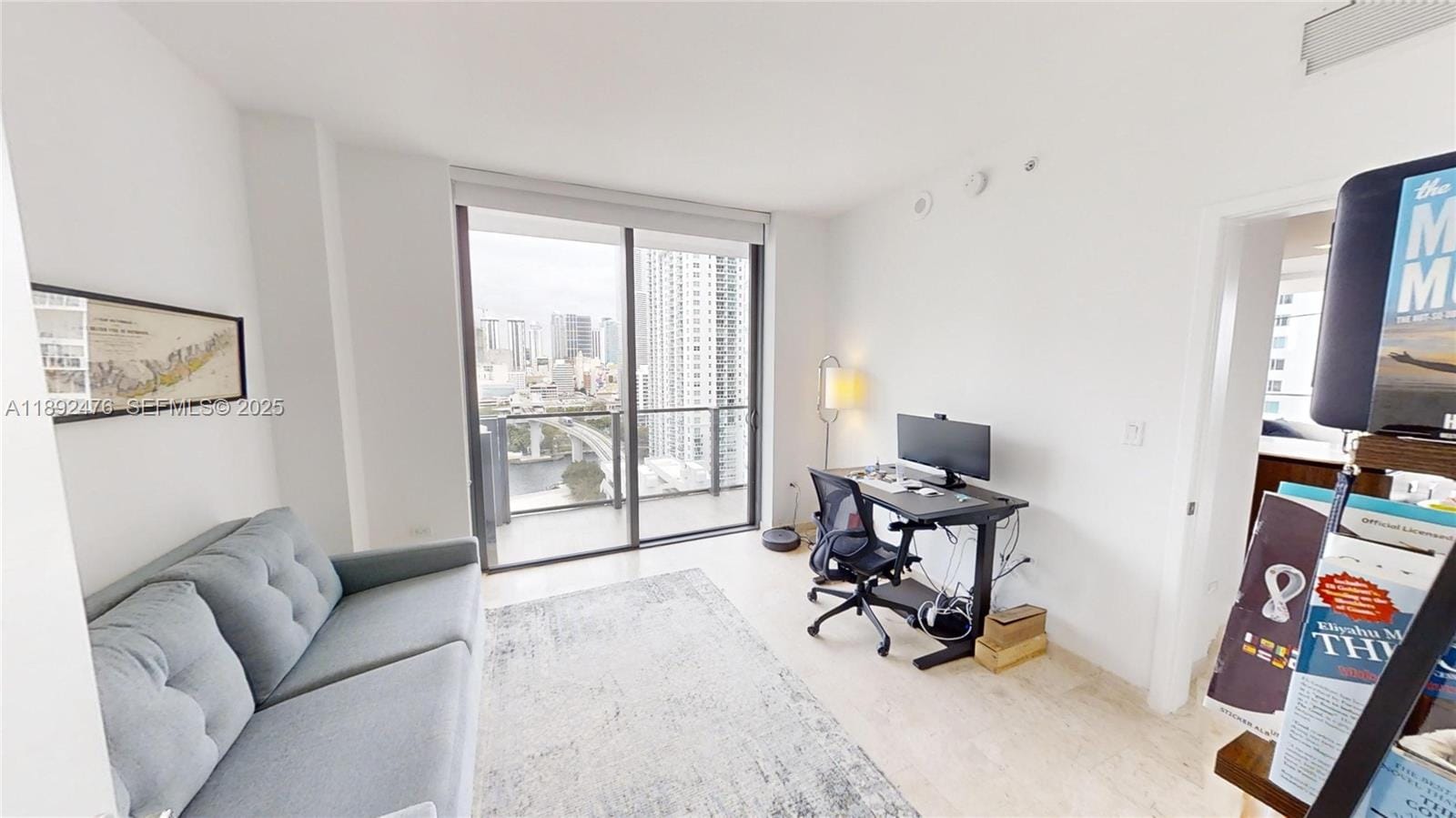 68 SE 6 Street 1111, Miami, FL 33131 photo 20