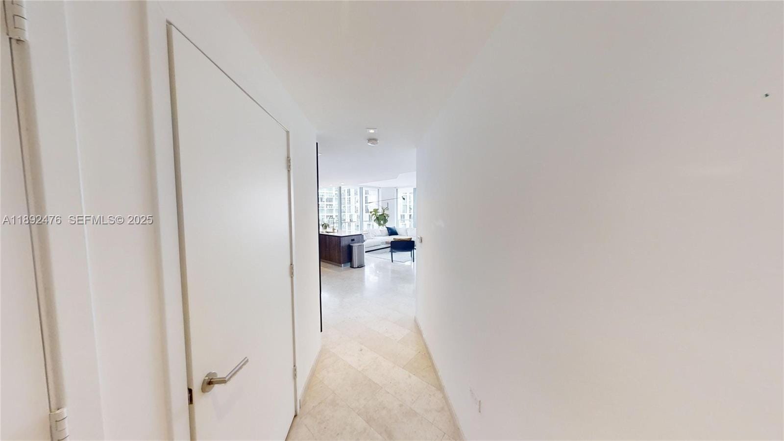 68 SE 6 Street 1111, Miami, FL 33131 photo 24