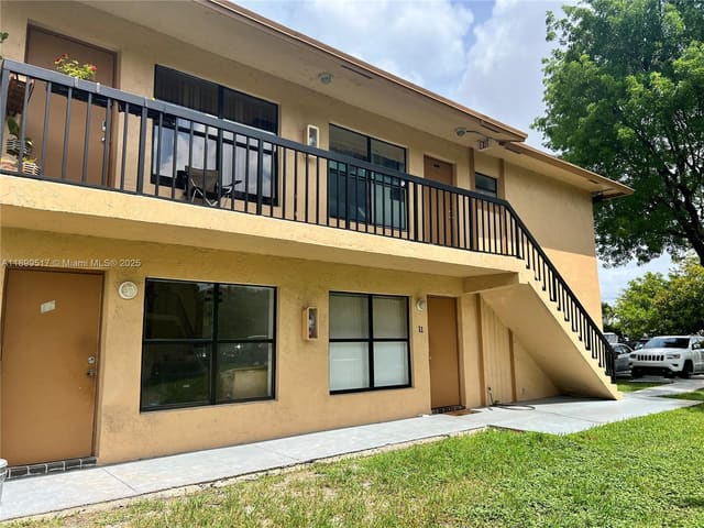 2685 W 66th Street 12-20, sold in Lago Grande Two, Hialeah, FL