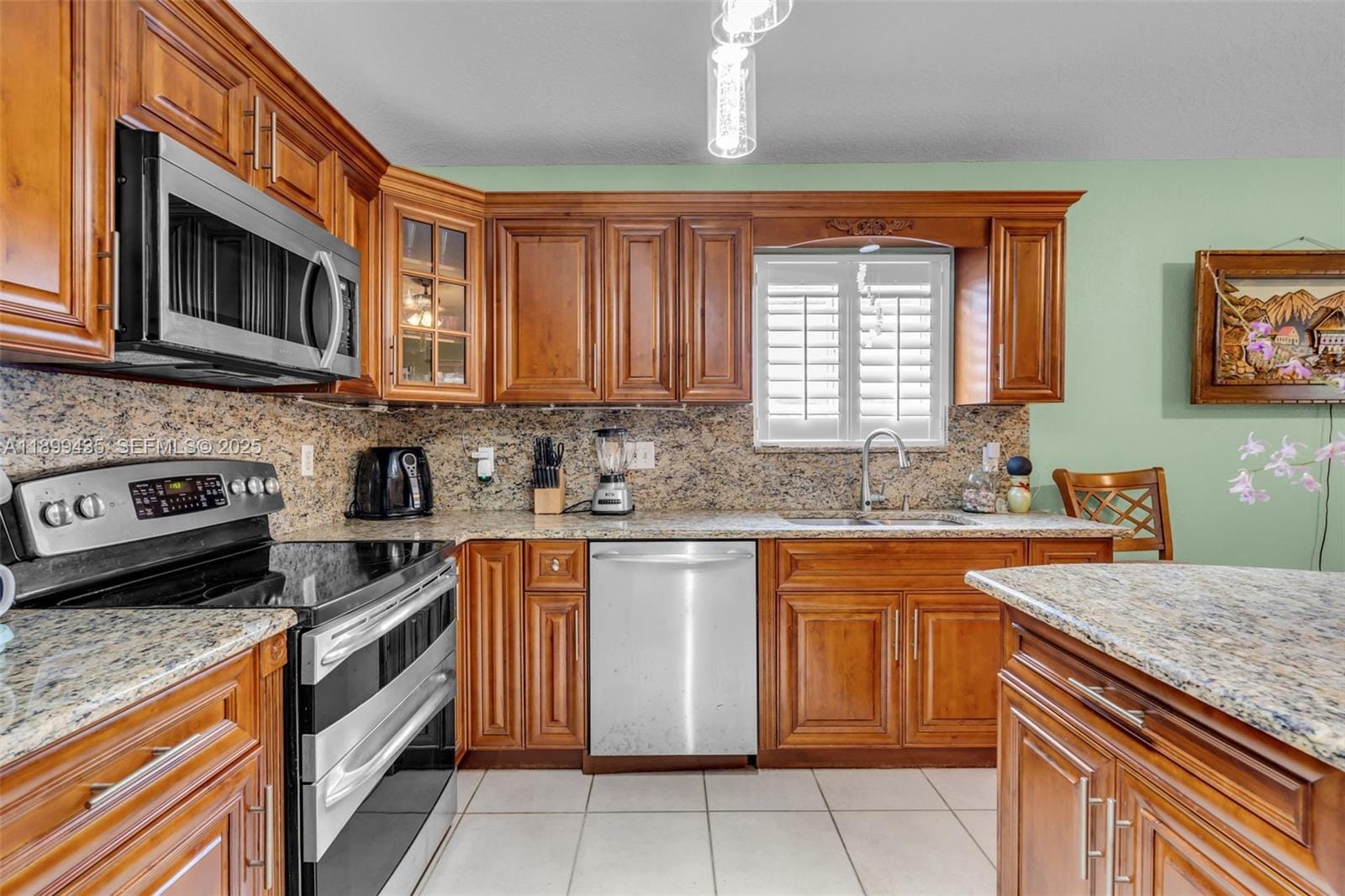 7967 NW 186th Terrace, Hialeah, FL 33015 photo 15