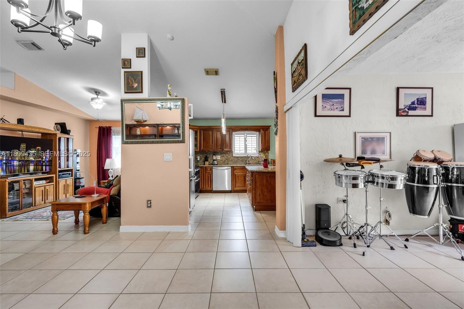 7967 NW 186th Terrace, Hialeah, FL 33015 photo 9