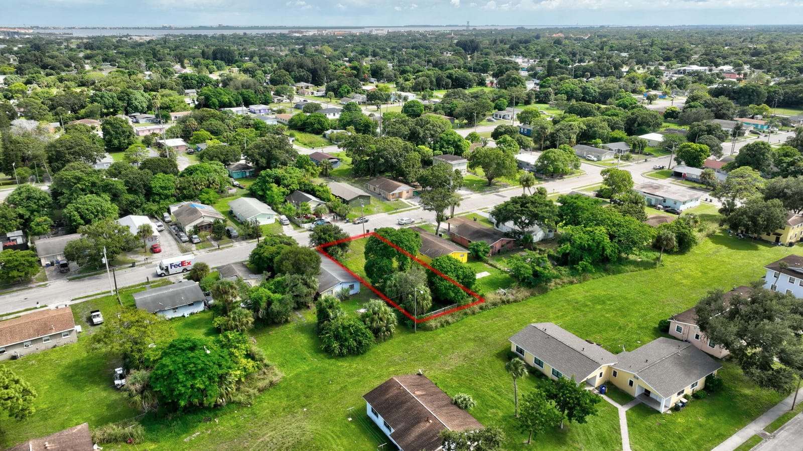 901 N 22nd Street, Fort Pierce, FL 34950 photo 12