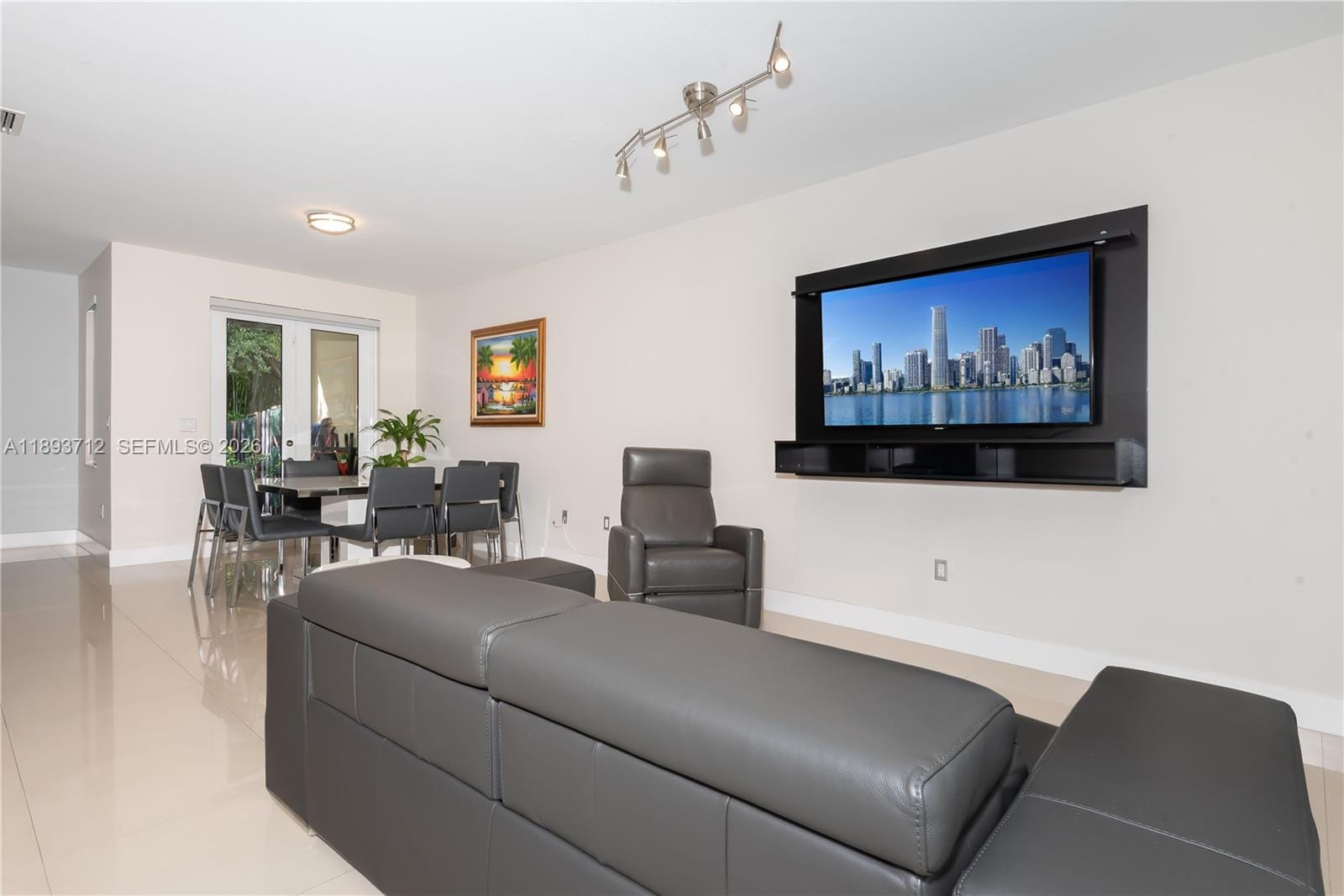 10742 NW 74th Lane, Doral, FL 33178 photo 8