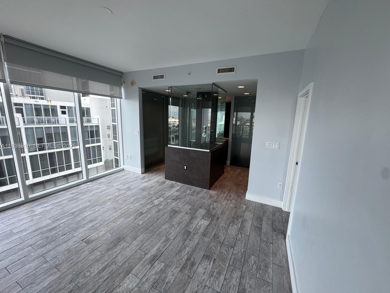 1040 Biscayne Boulevard 1106, Miami, FL 33132 photo 13