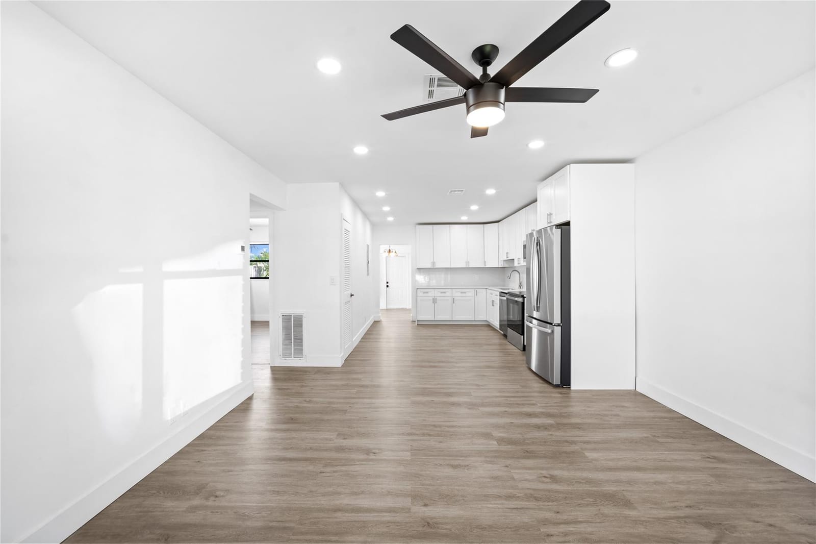 216-218 NE 9th Avenue, Deerfield Beach, FL 33441 photo 16