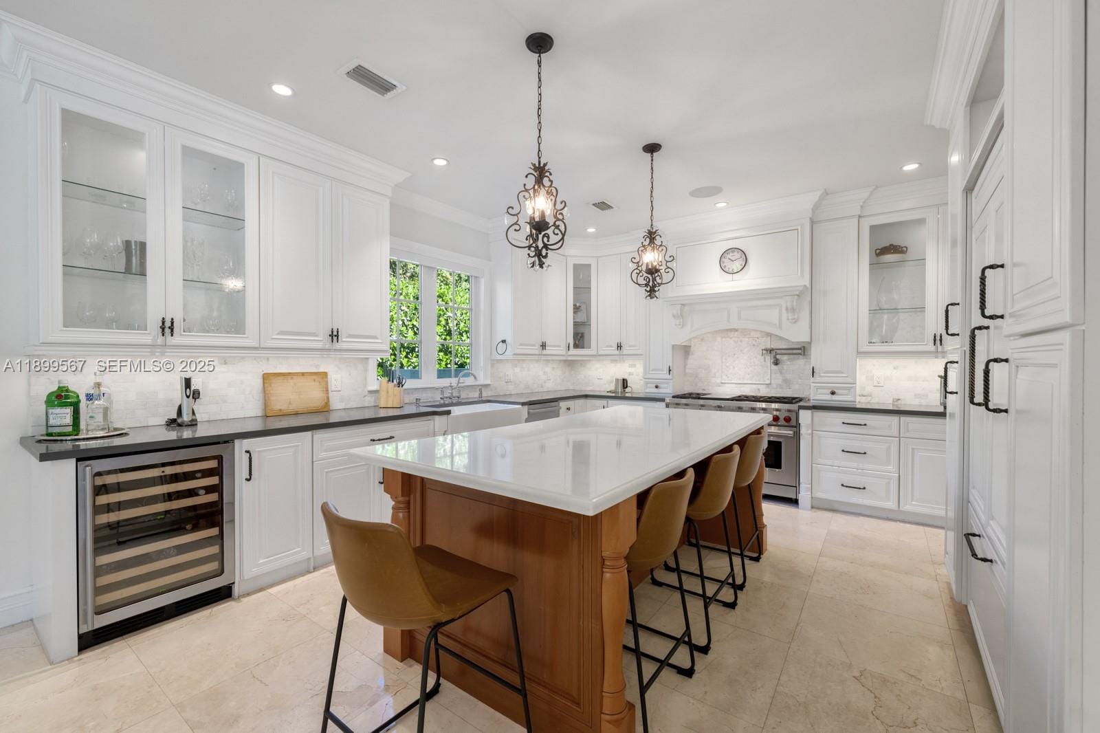 2500 N Greenway Drive — photo 3