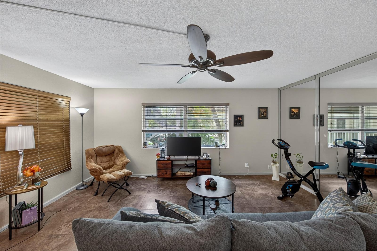 2901 NW 47th Terrace 245A — photo 4