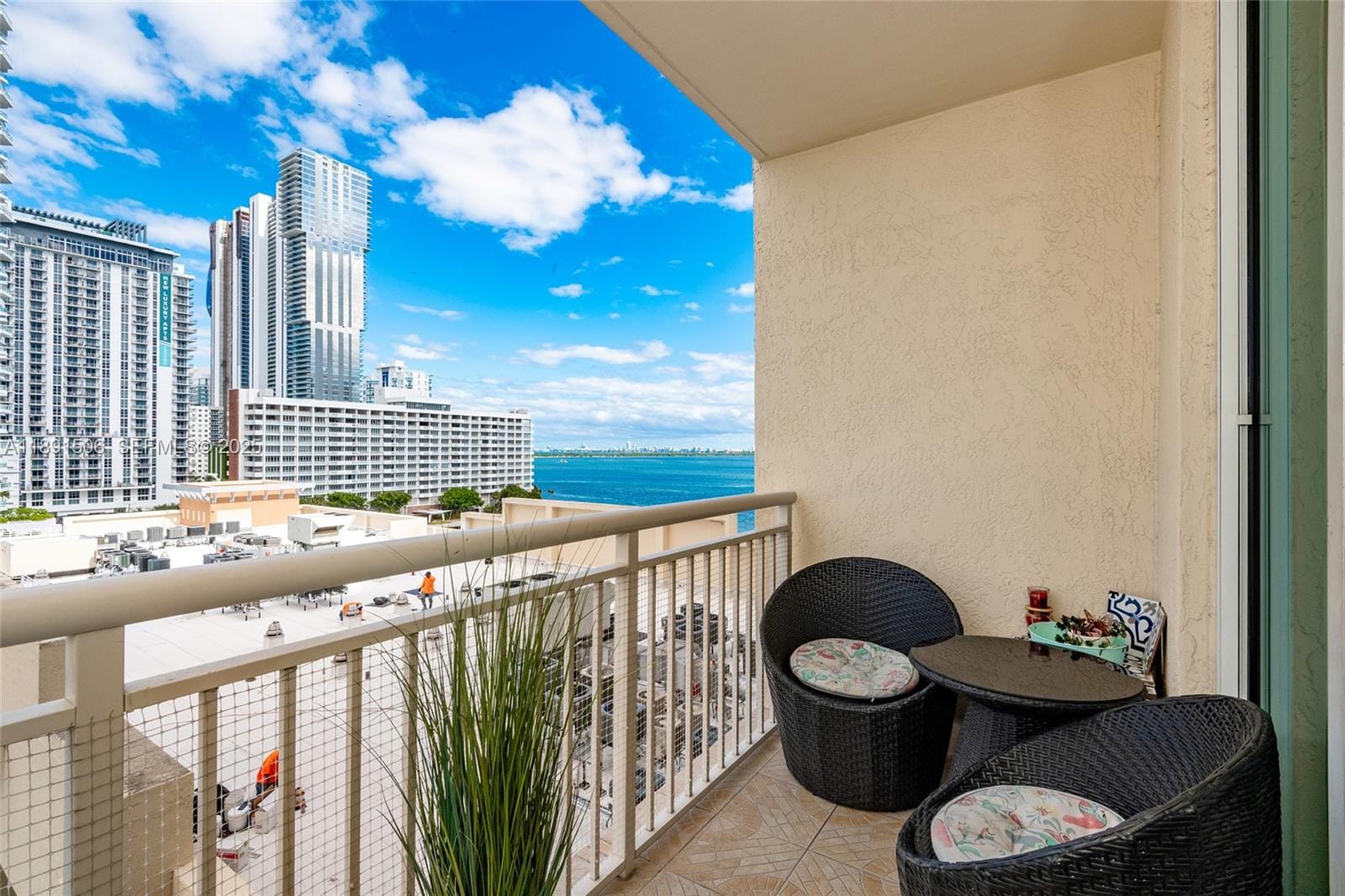 2000 N Bayshore Drive 907, Miami, FL 33137 photo 14