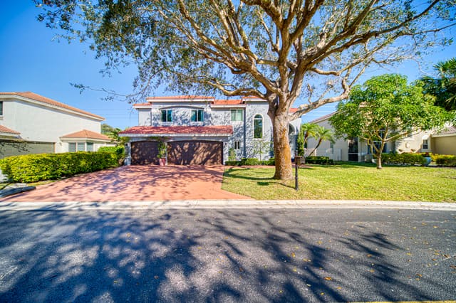 20323 Monteverdi Circle, Boca Raton, FL 33498