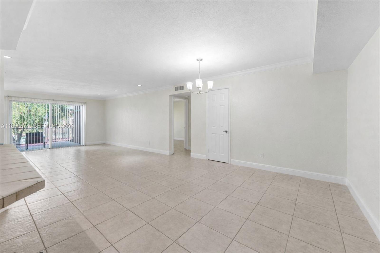 9437 SW 76th Street V25, Miami, FL 33173, Miami