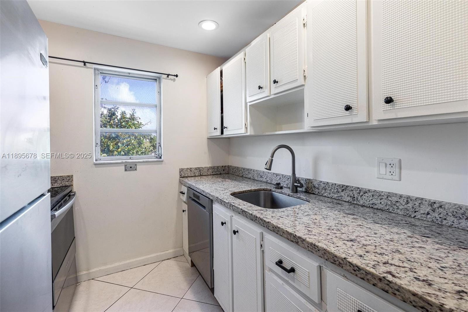1701 Washington Street 304, Hollywood, FL 33020 photo 8
