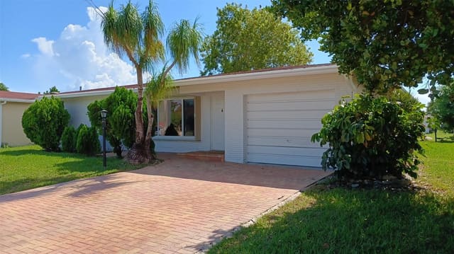 1040 NW 49th Court, Deerfield Beach, FL 33064