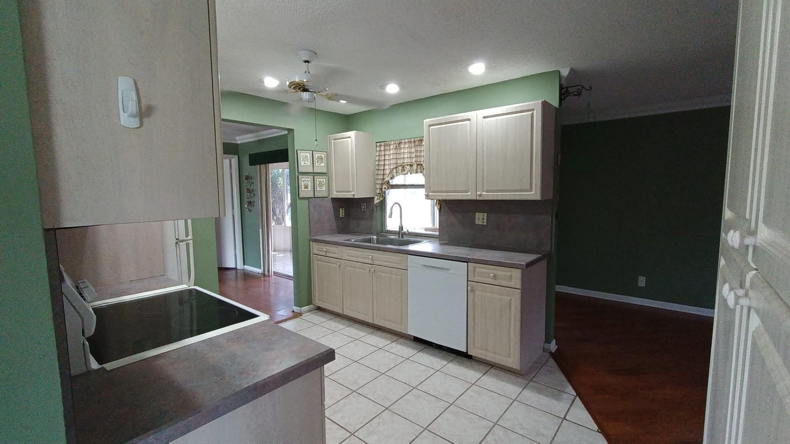 1040 NW 49th Court, Deerfield Beach, FL 33064 photo 3