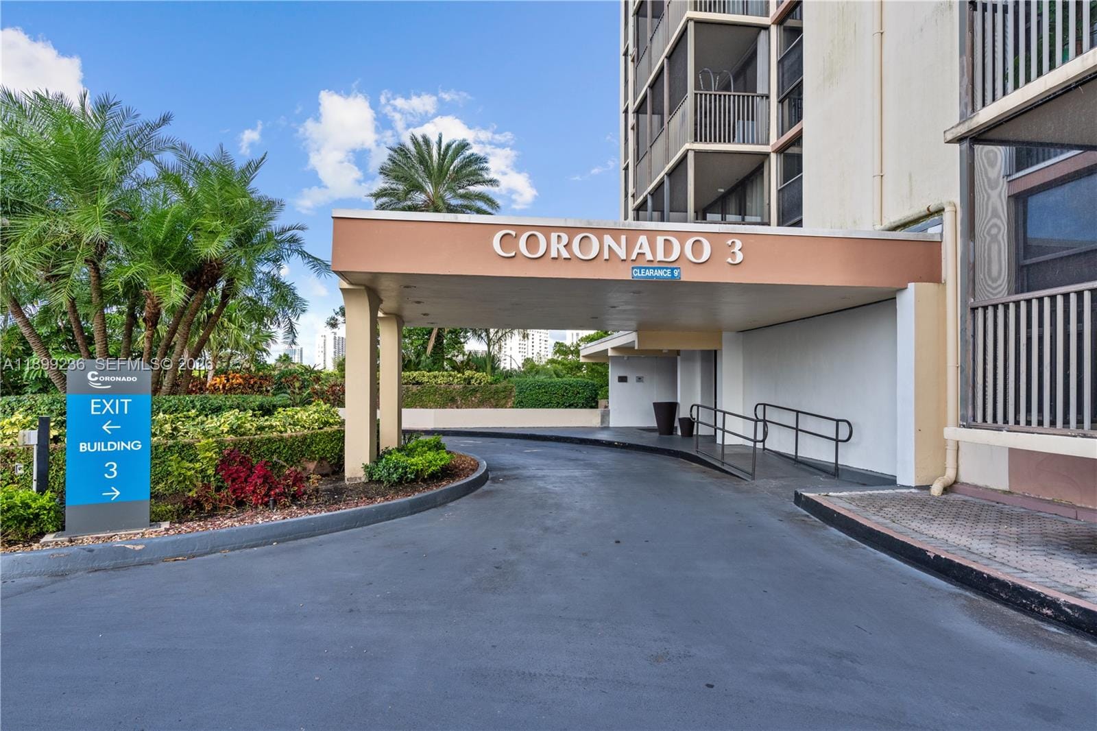 20379 W Country Club Drive 2039, Aventura, FL 33180 photo 24