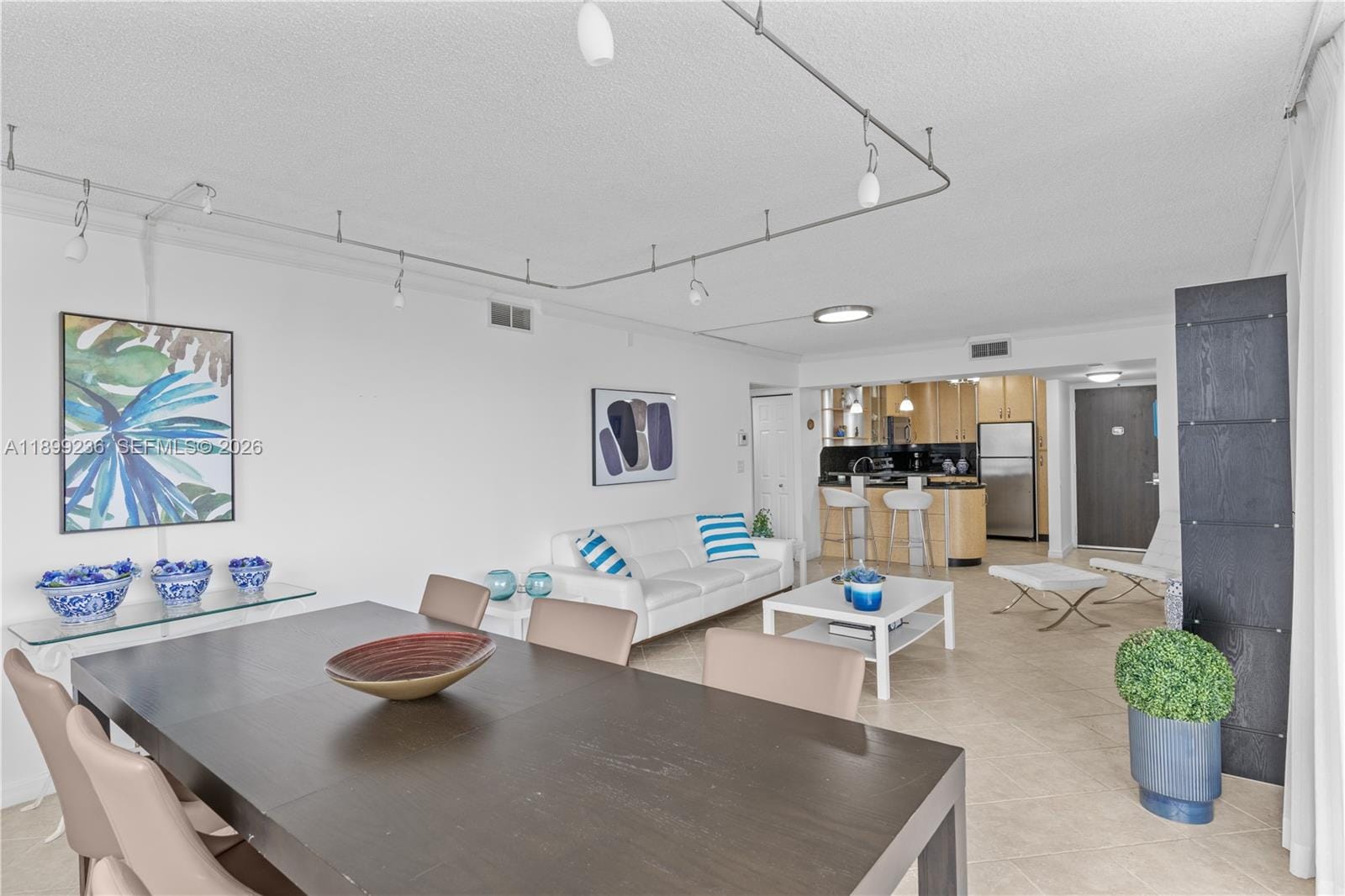 20379 W Country Club Drive 2039 — photo 7