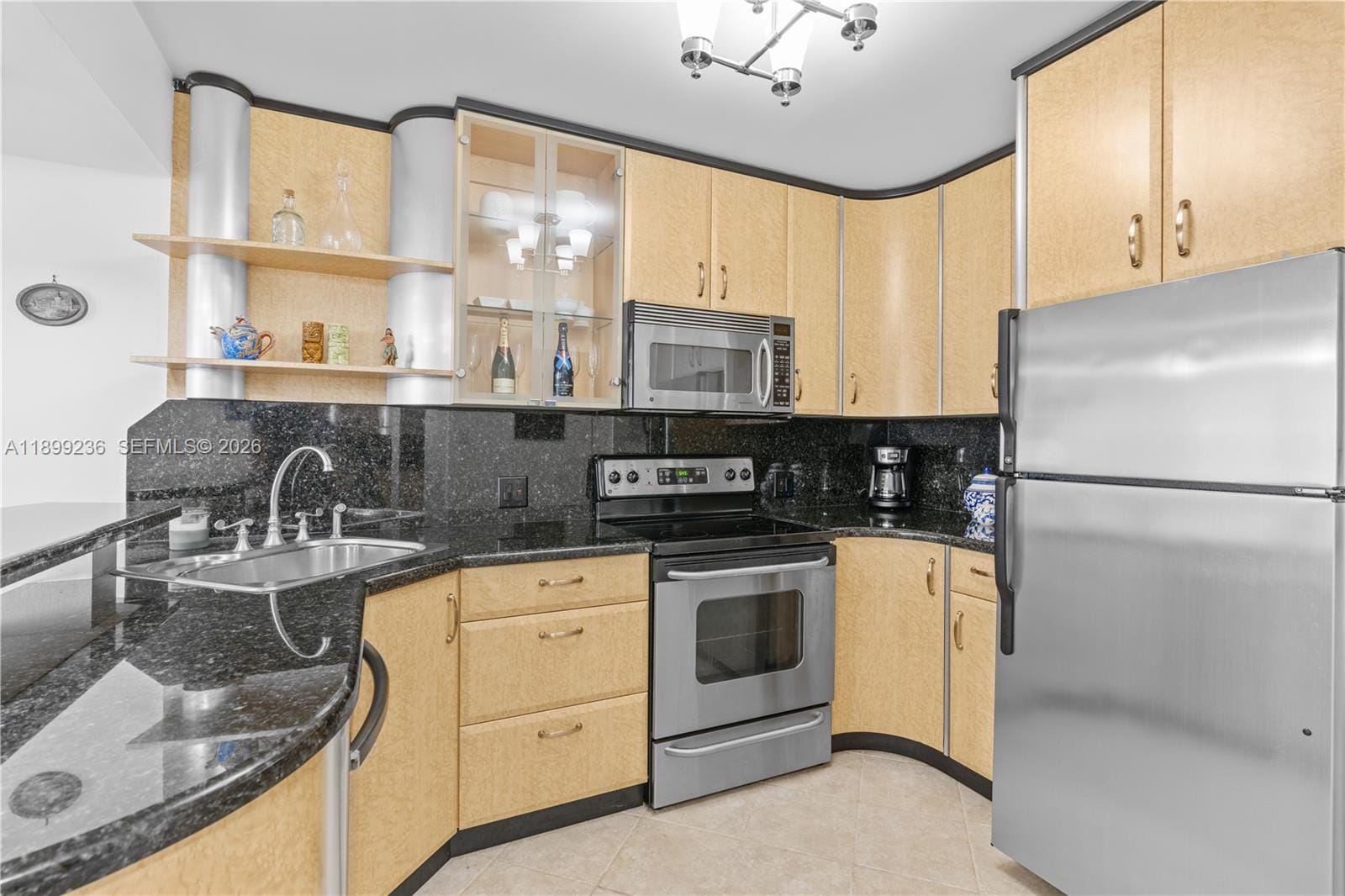 20379 W Country Club Drive 2039 — photo 9