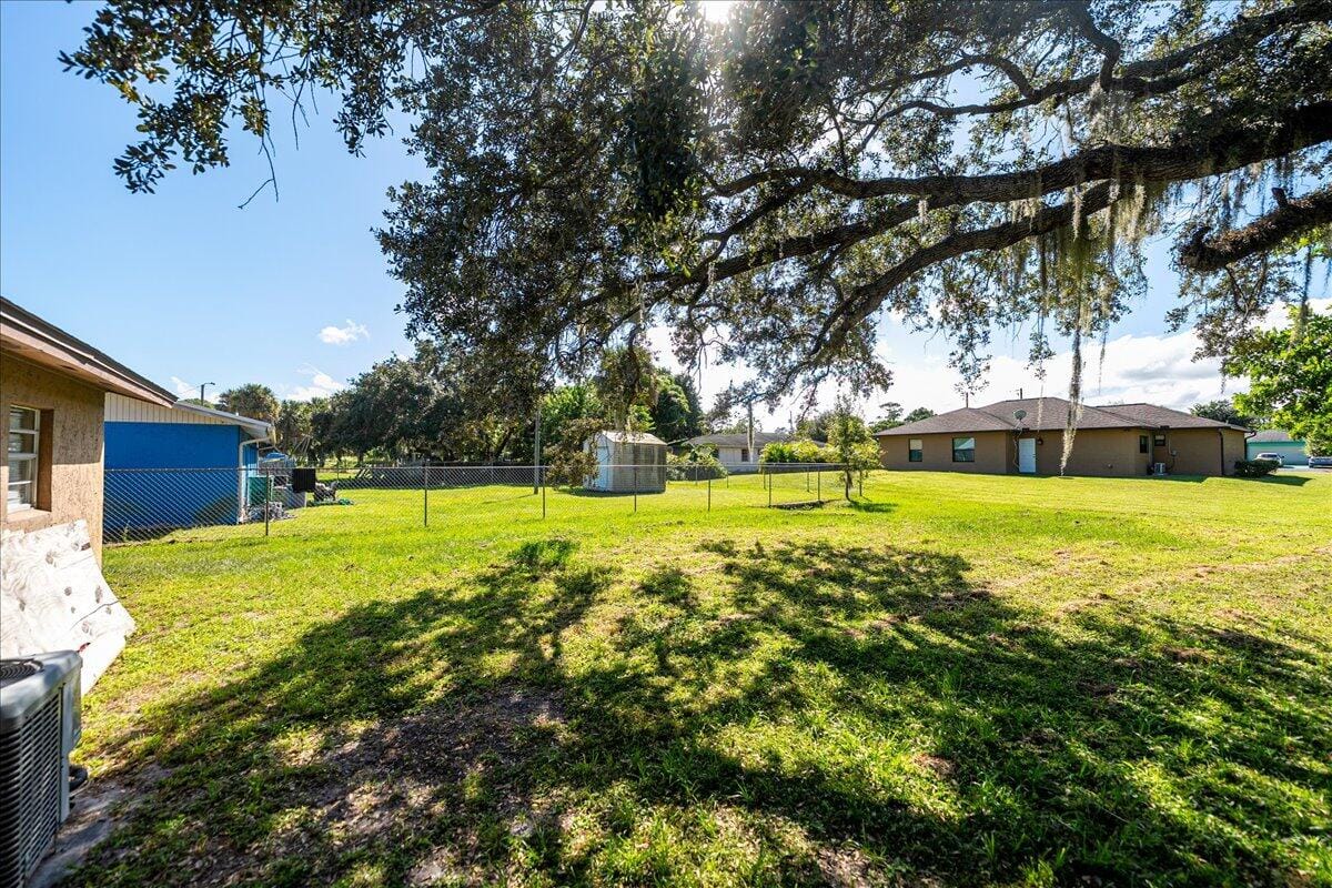 2695 Mohawk Avenue, Fort Pierce, FL 34946 photo 20