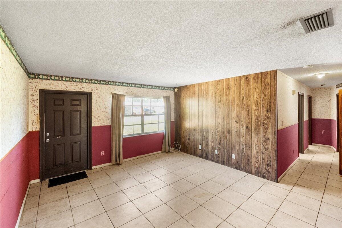 2695 Mohawk Avenue, Fort Pierce, FL 34946 photo 5