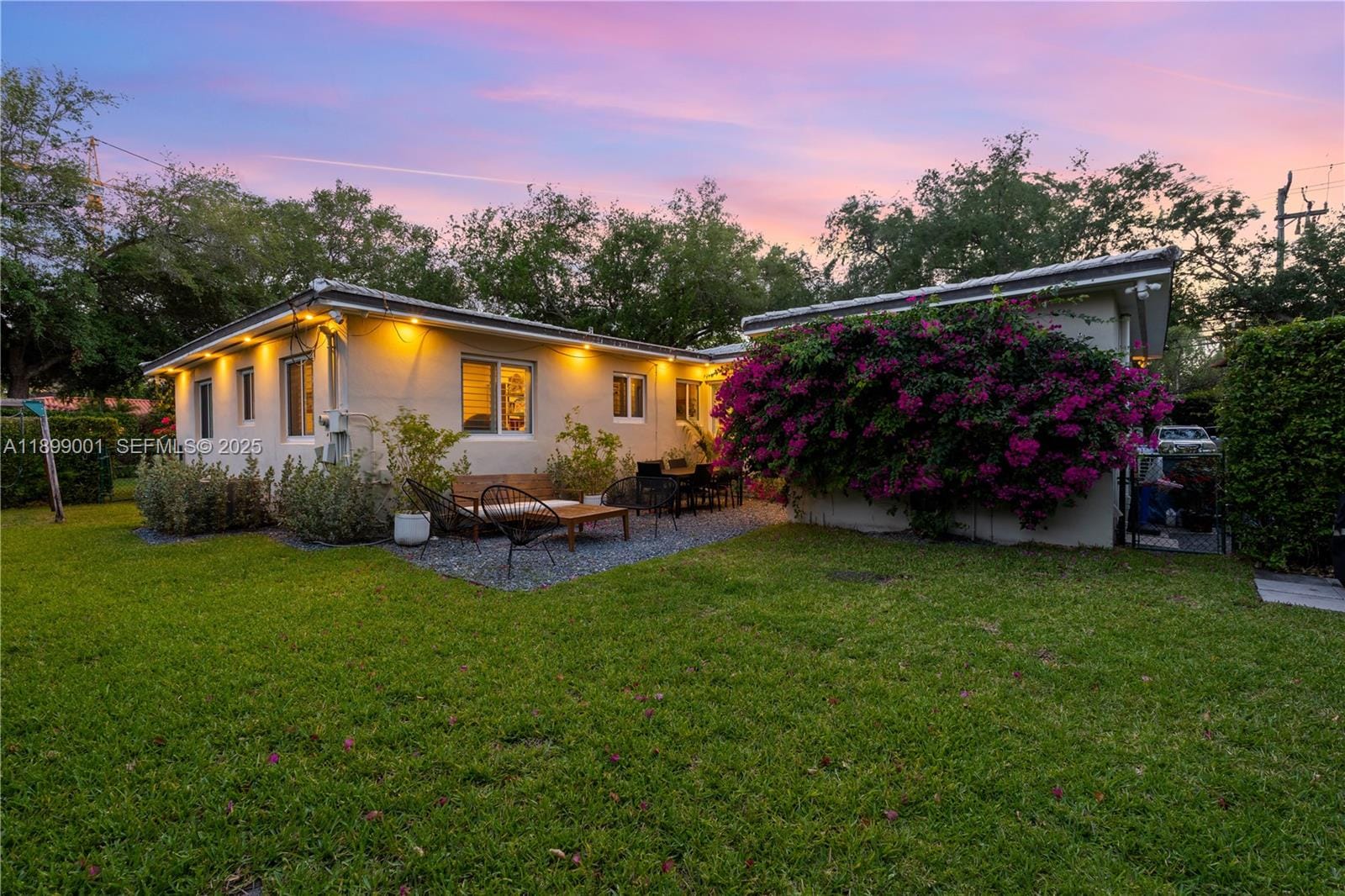 243 Velarde Avenue, Coral Gables, FL 33134 photo 2